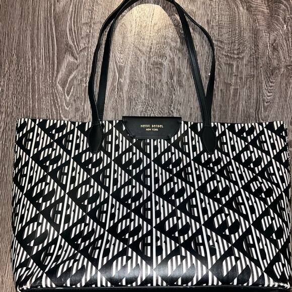 henri bendel Handbags - Henri Bendel Black and White Tote Bag Vintage HTF